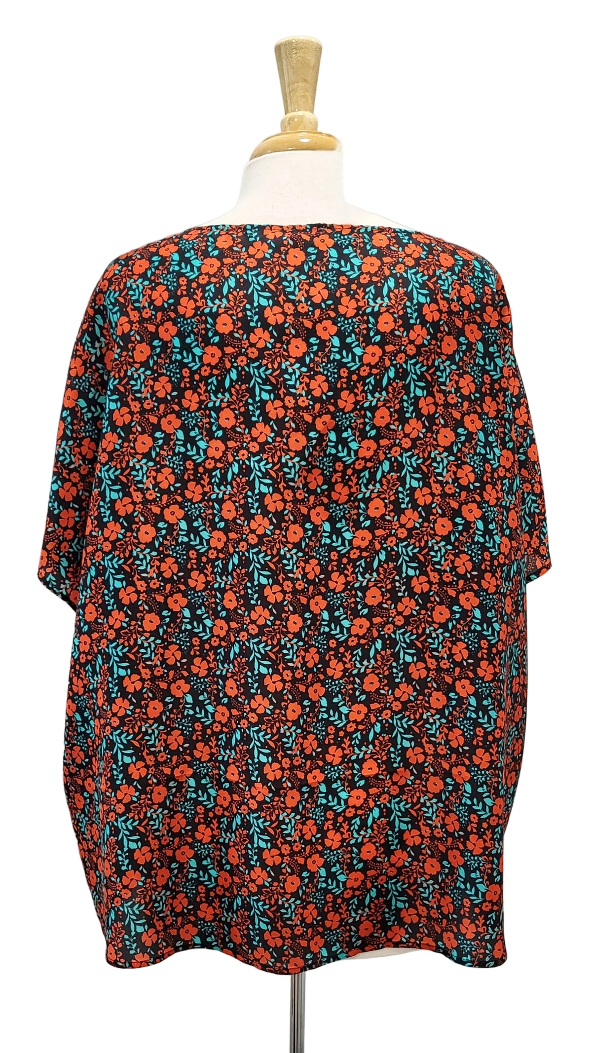 Tunique en soie, fleuri rouge et turquoise sur fond noir