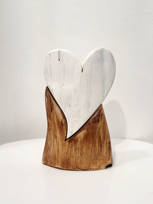 Coeur blanc en bois sur socle - Bertrand Massé artiste (Copie)