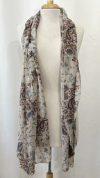Foulard long et léger à motif paisley et floral