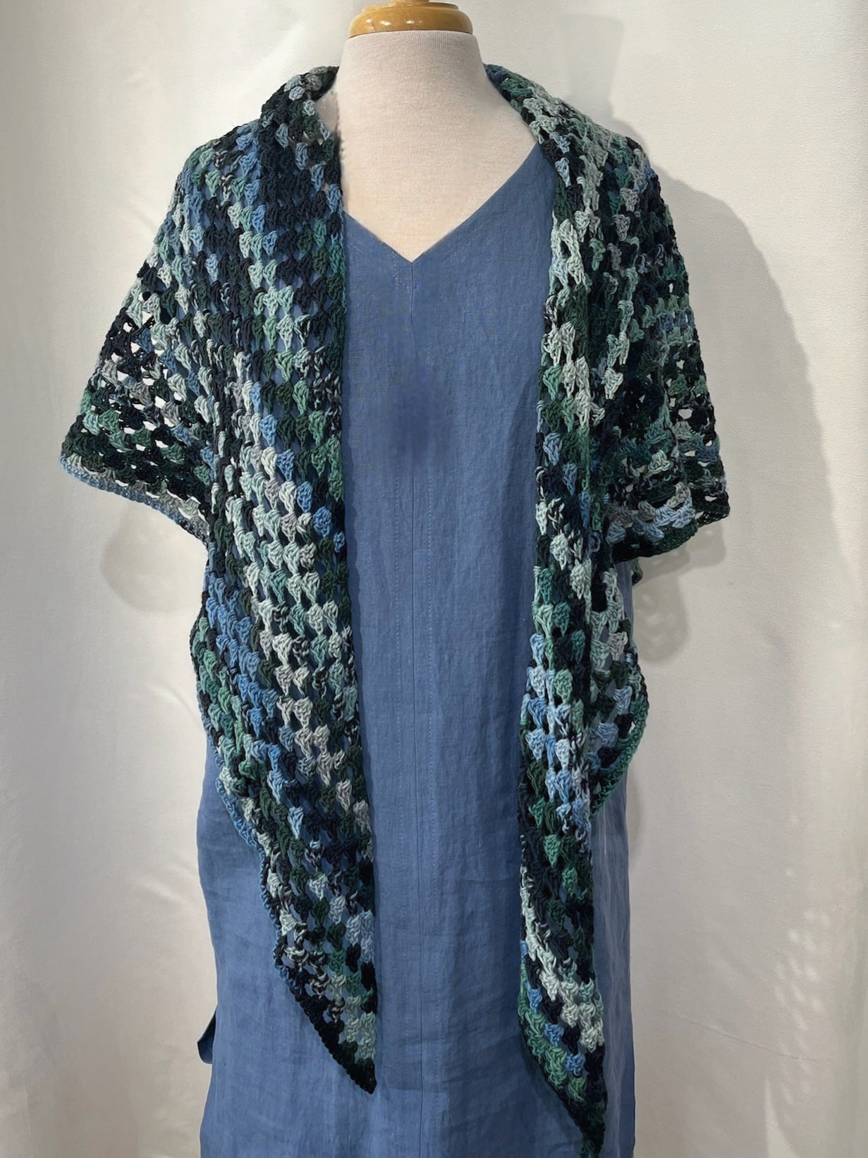 MPA - Châle Hurricane tricoté au crochet 2 choix de couleur