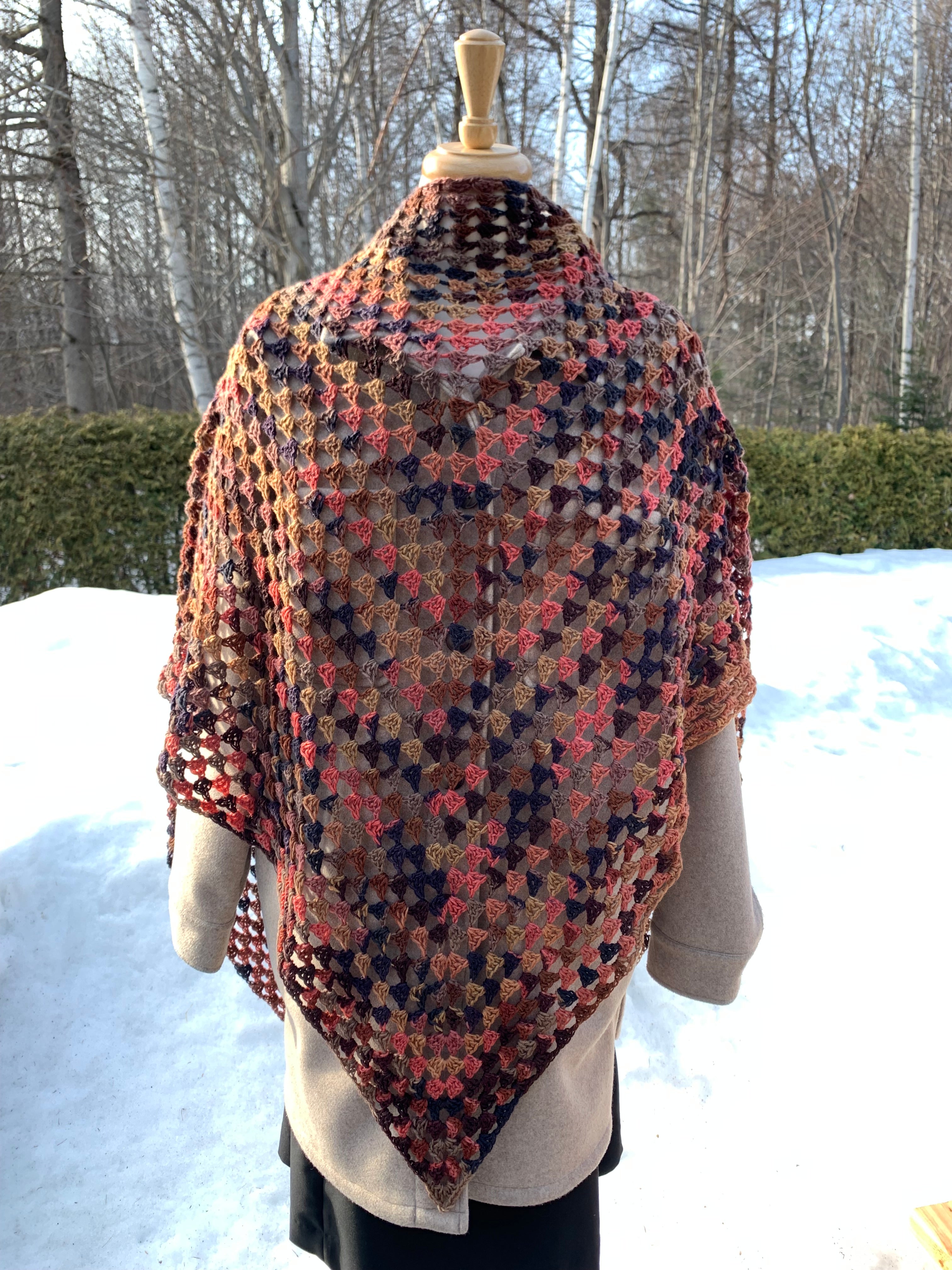MPA - Châle Hurricane tricoté au crochet 2 choix de couleur