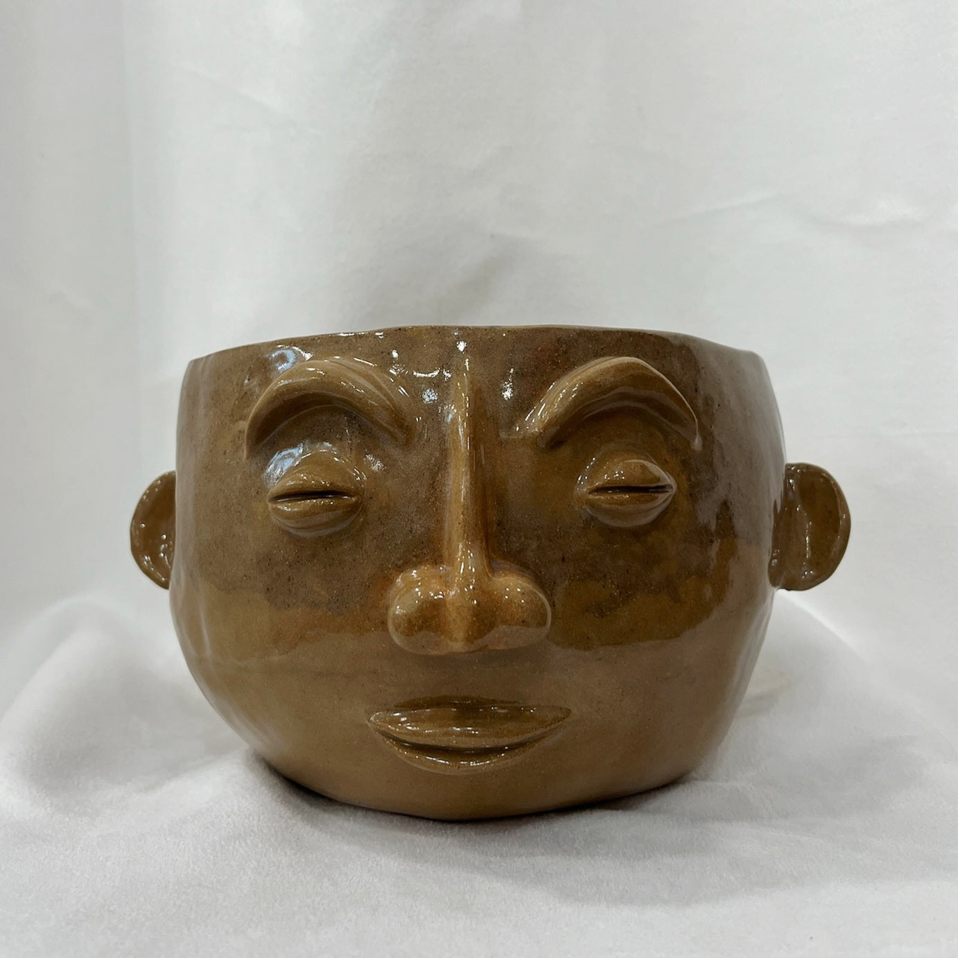 Cache pot visage - Marie Rancourt céramiste