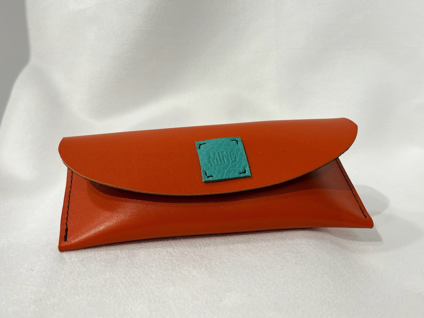 Ensemble tout en couleur - Étui à lunette, porte-clés et cœur en verre