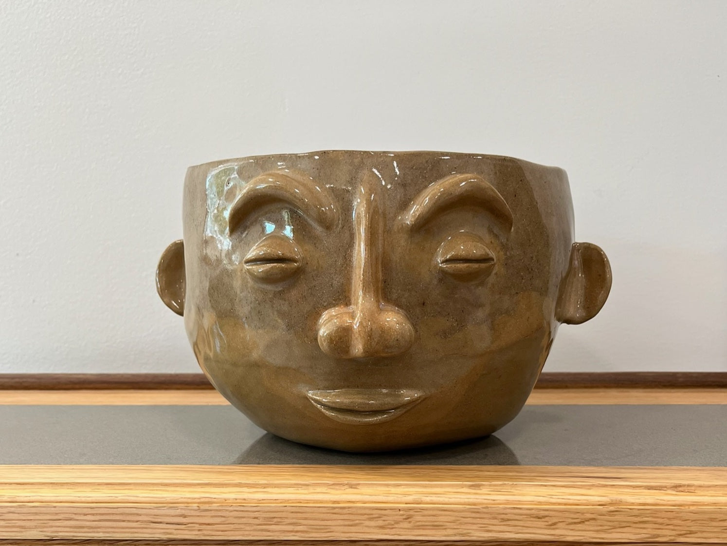 Face plant pot - Marie Rancourt ceramicist