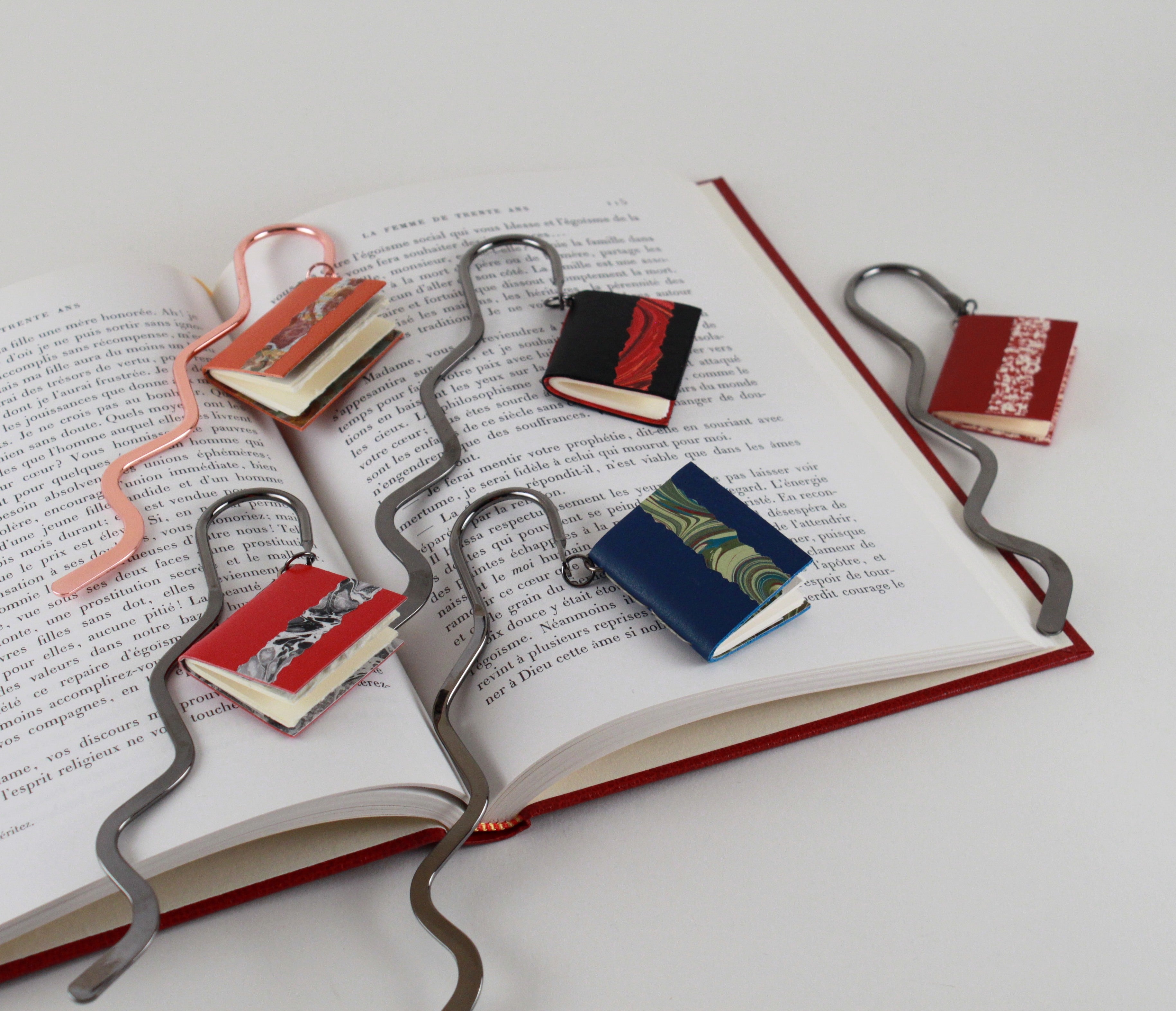 RIC - Signet mini livre en cuir