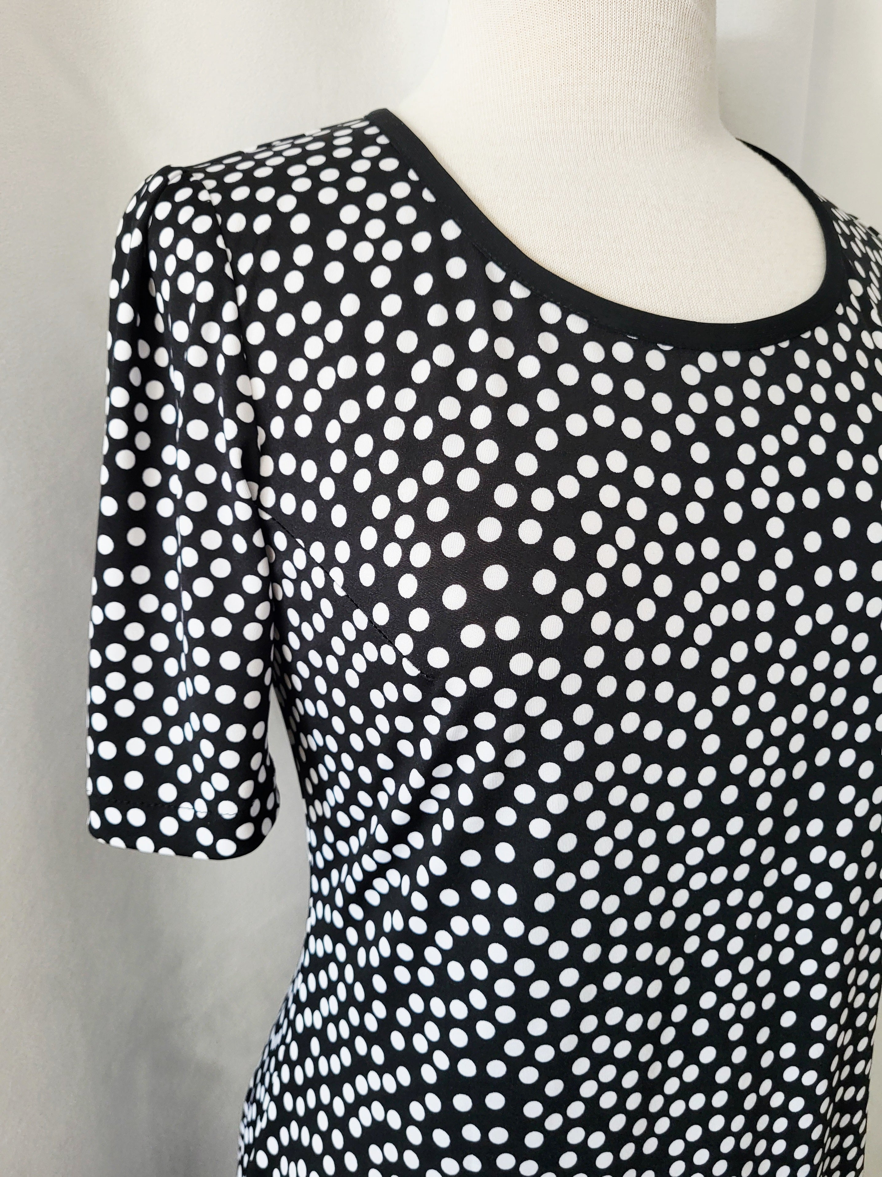 Robe Michelle imprimée, manche à pli rond