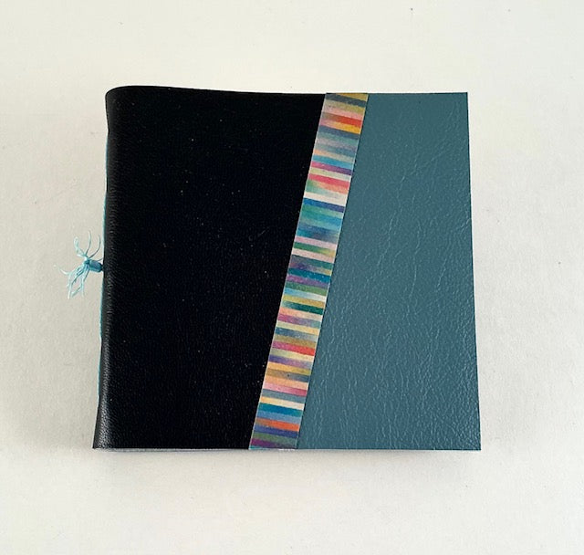RIC - Petit carnet en cuir