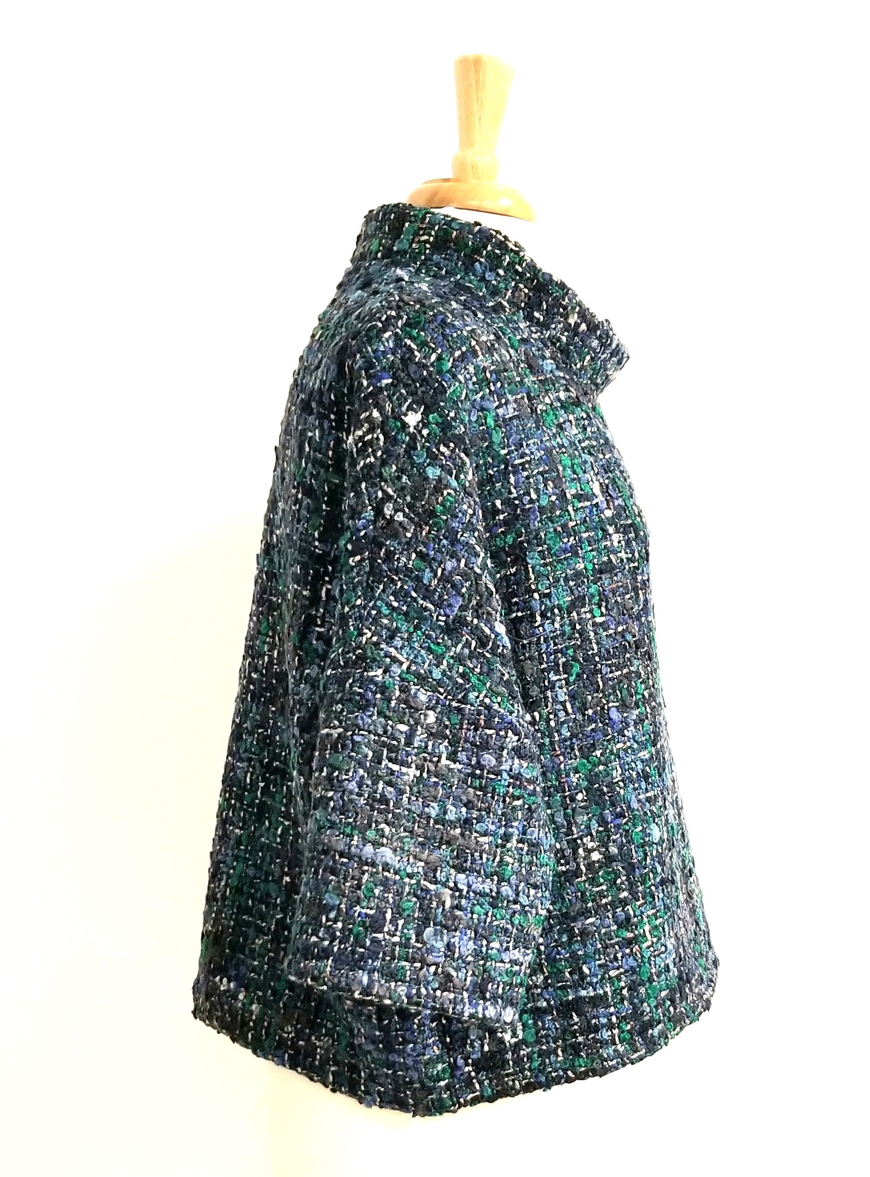 Pèlerine en lainage Chanel - Christine Mercier atelier-boutique