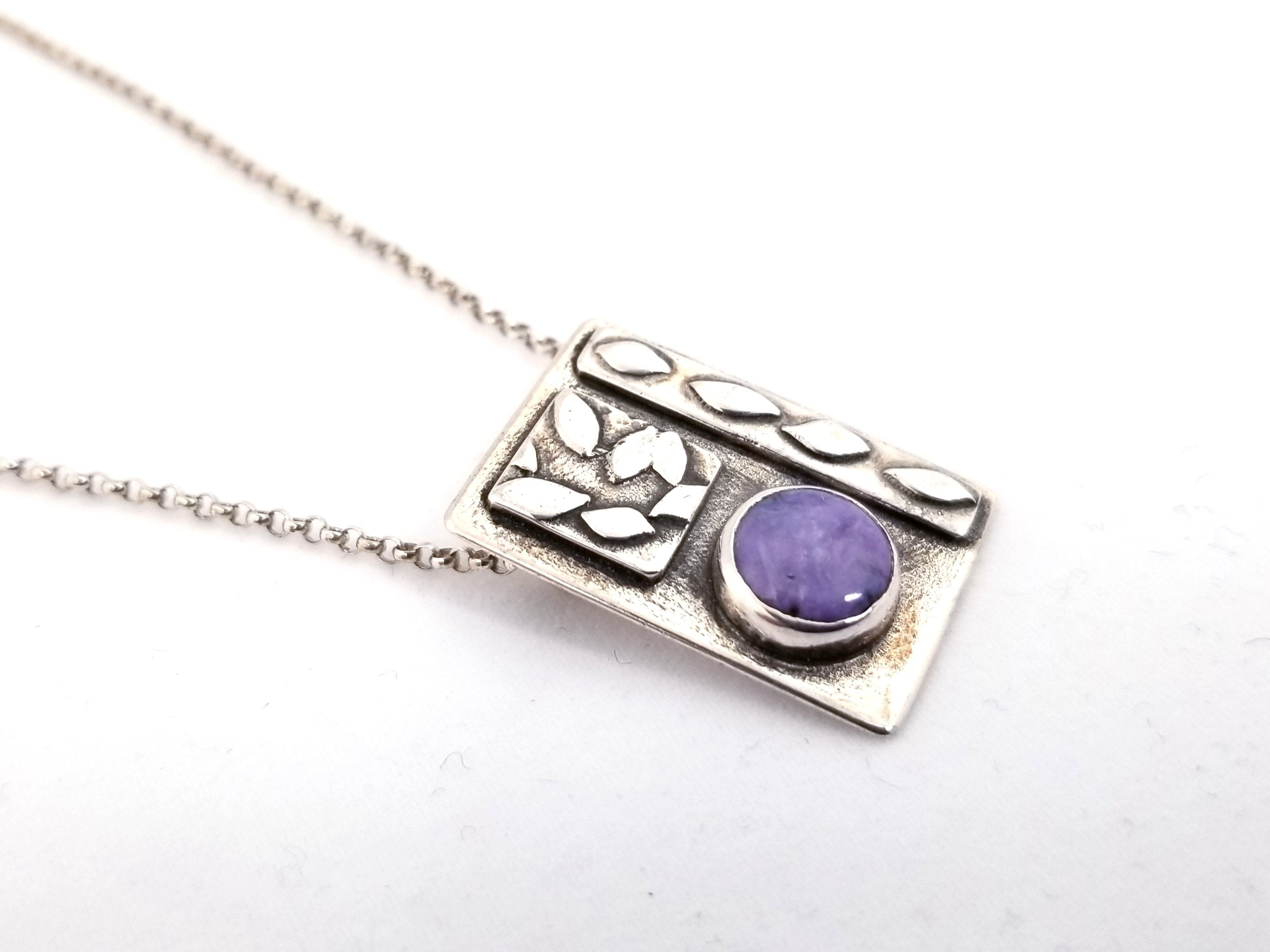 Collier petites feuilles d'argent et pierre naturelle mauve - Christine Mercier atelier-boutique