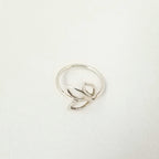Délicate bague en argent à trois feuilles ajourées - Christine Mercier atelier-boutique