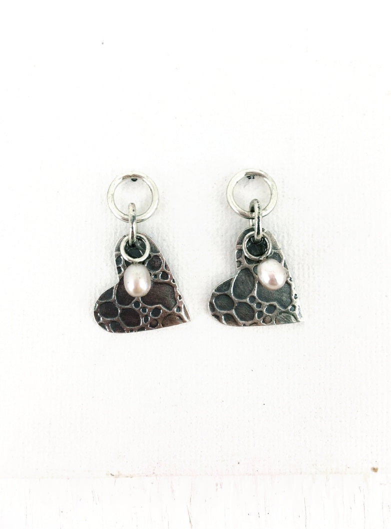 Boucles d'oreilles C005 coeur en argent et perle