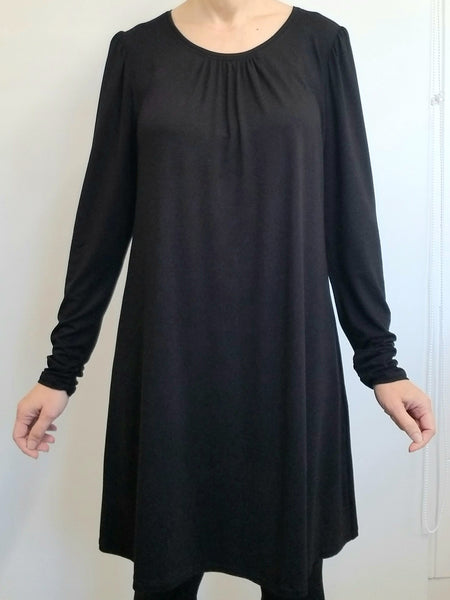 Robe ''Marie-France'' noire à manches longues