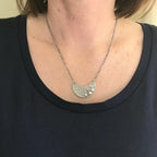 Collier croissant de lune en argent avec perles. H196 - Christine Mercier atelier-boutique