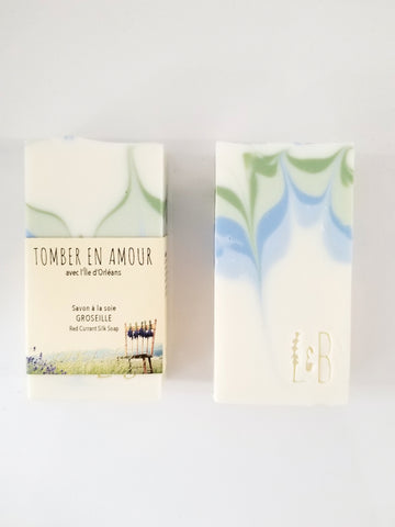 Savon "Tomber en amour" groseille
