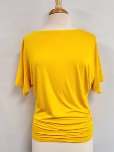 Haut ''Brigitte'' en jersey de rayonne jaune. SUR COMMANDE