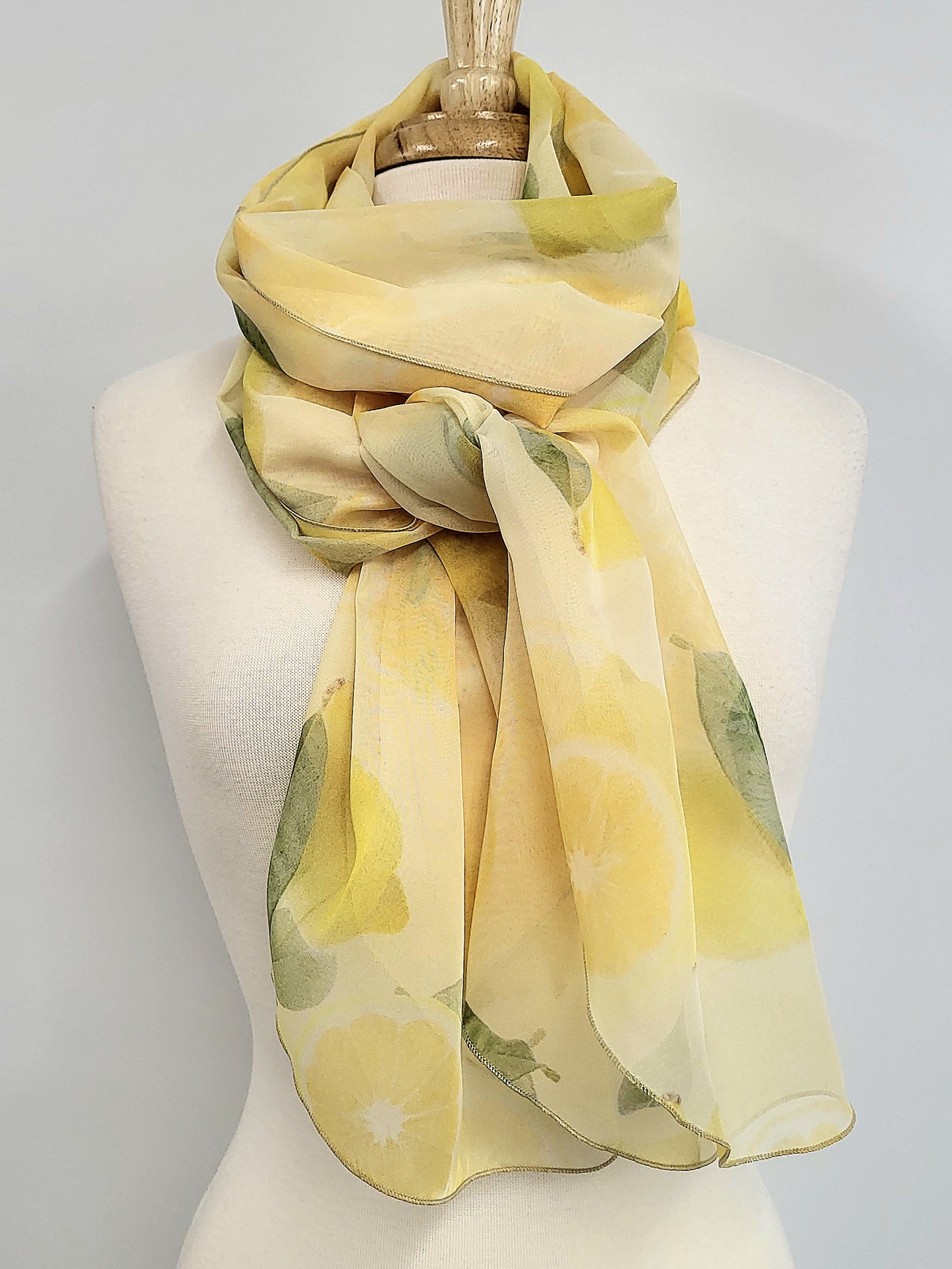 Foulard imprimé citrons