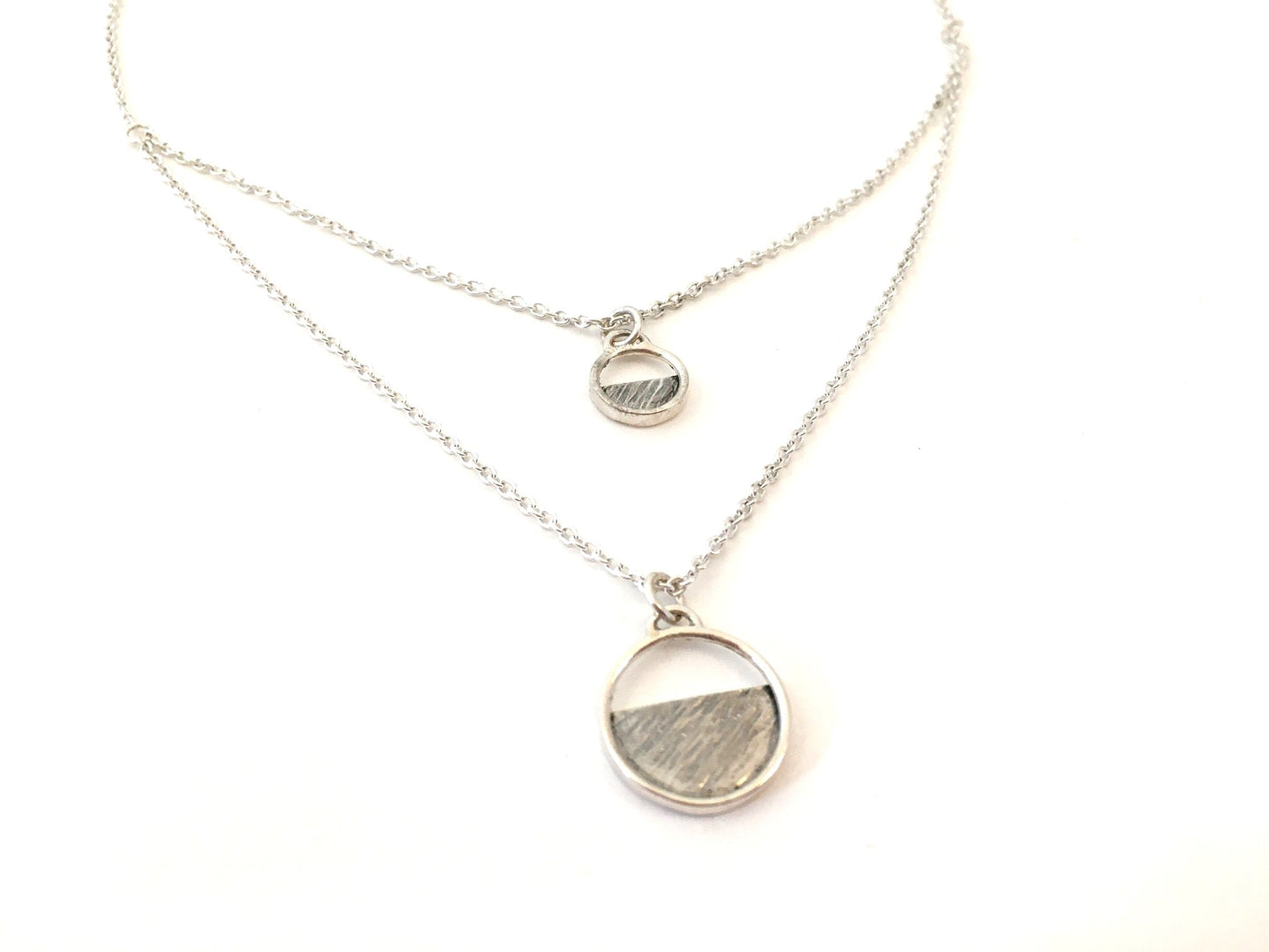 Audrey Seyer joailliere collier en argent fait a la main au Quebec CM atelier-boutique