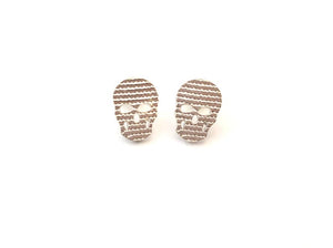 Boucles d'oreilles CR04 crâne en argent texturé